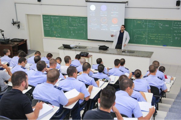 Cursinho ITAFRO foi criado após a adoção de cotas para negros no Vestibular do ITA